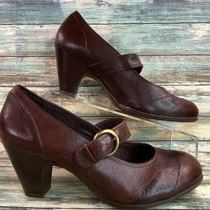 Nurture Size 10 Mary Jane Pumps Shoes Womens Hollie Brown High Heel Buckle